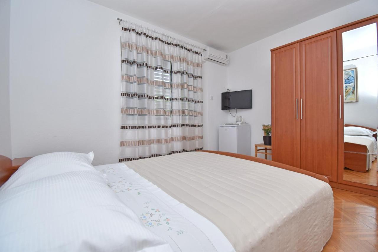 Rooms Borka Tučepi Exterior foto