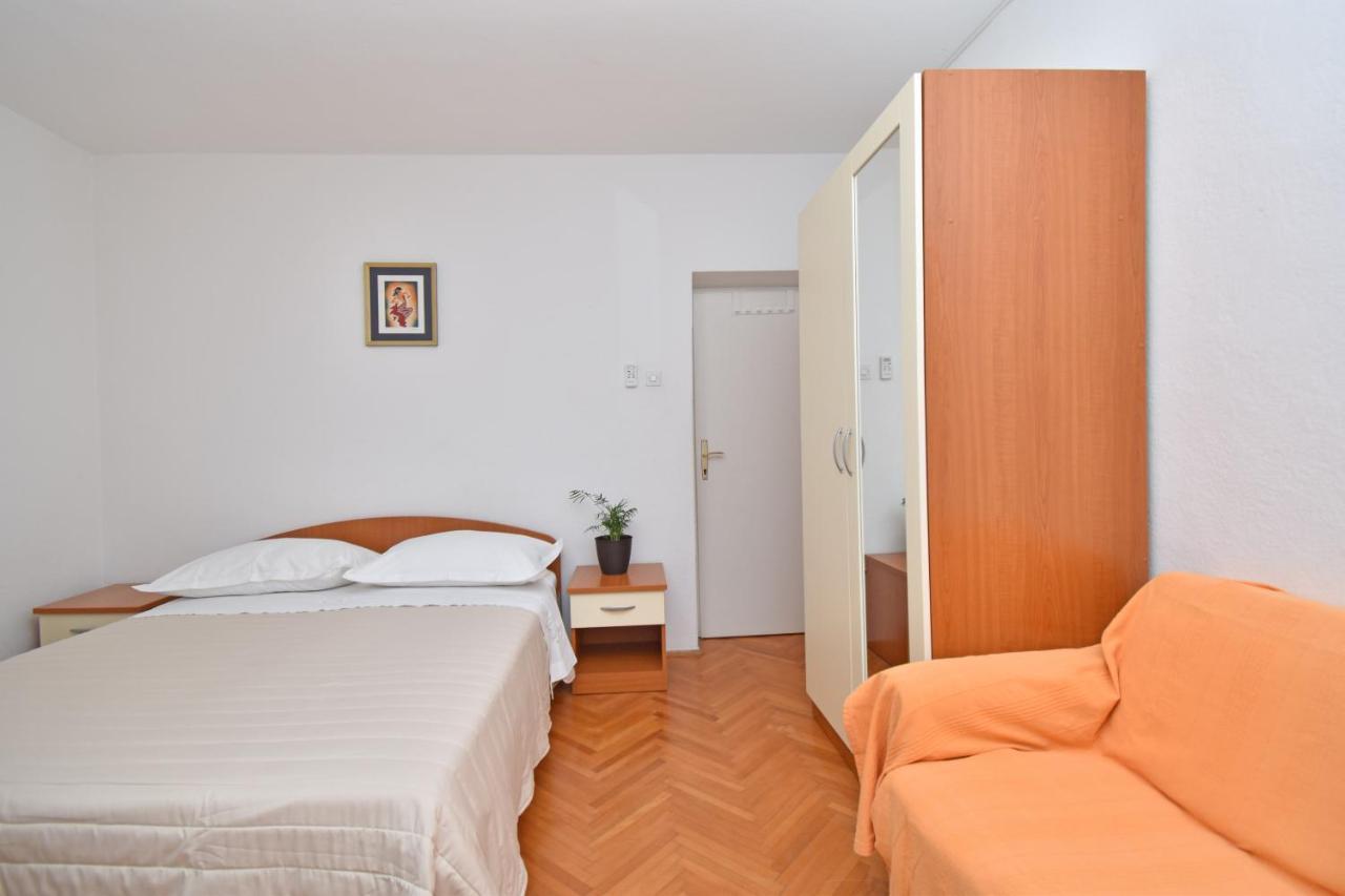 Rooms Borka Tučepi Exterior foto